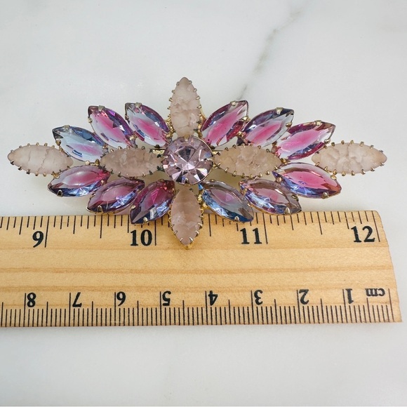 Vintage 1950s Brooch & Clip Earrings Set Amethyst & Frosted Rhinestone Marquise - Picture 11 of 15